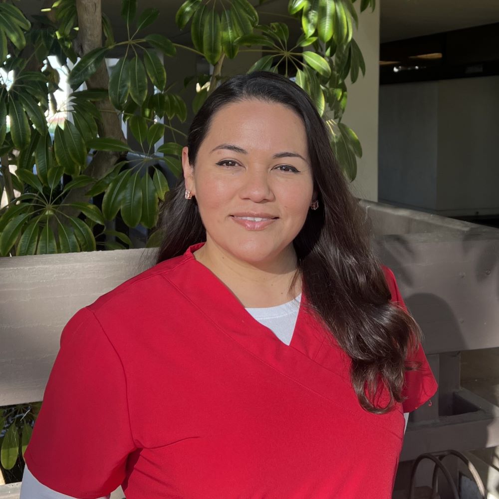 Headshot of Alma Mercado