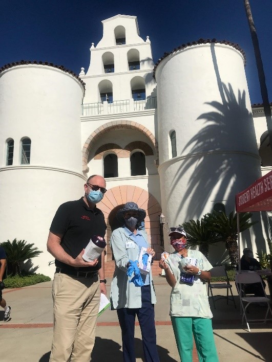 Hepner Hall with nurses in front
